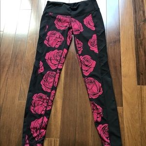 Doughnut and Deadlift Rose Leggings XS